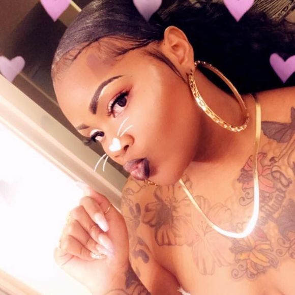 Meet your Posher, Serissa - Picture 1 of 1